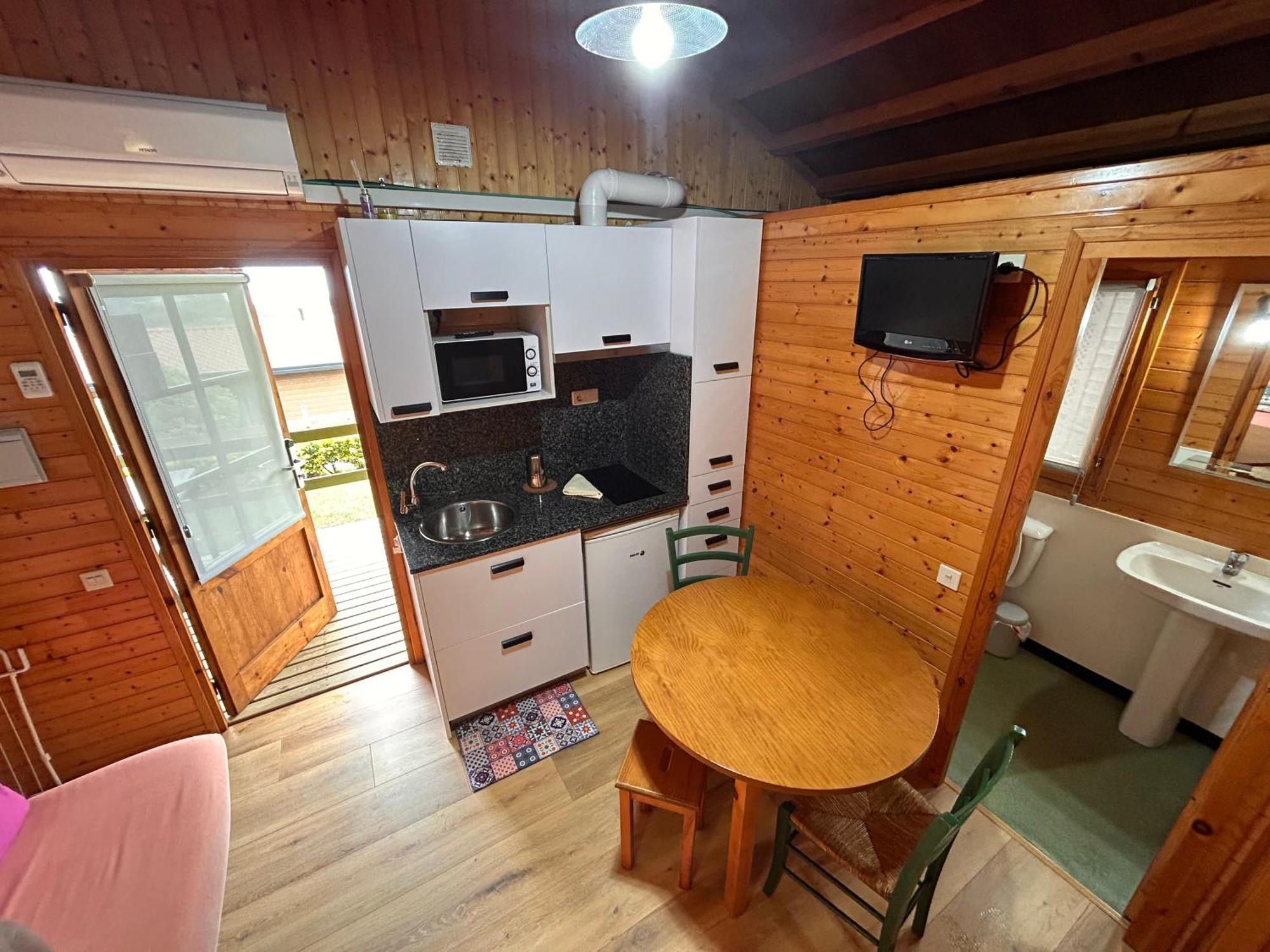 Camping & Bungalows Leagi Mendexa Ngoại thất bức ảnh